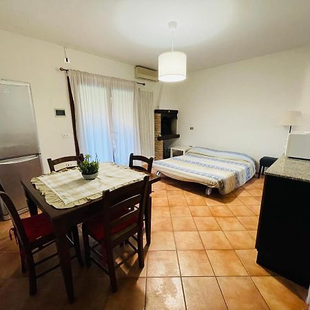 Borgo Del Nibbio Apartment Porto Levante Luaran gambar