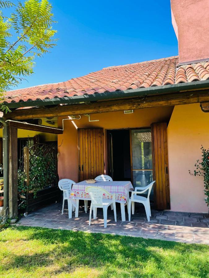 Borgo Del Nibbio Apartment Porto Levante Luaran gambar