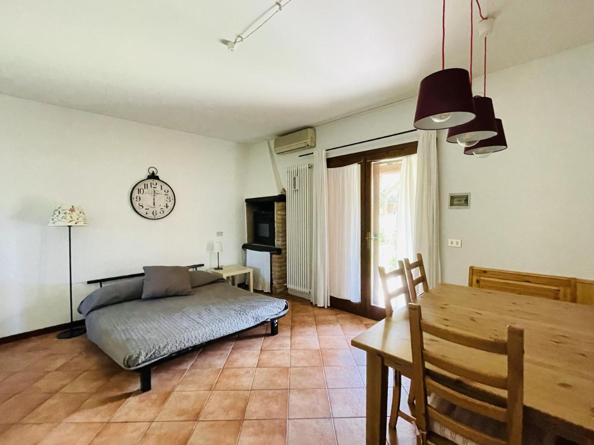 Borgo Del Nibbio Apartment Porto Levante Luaran gambar