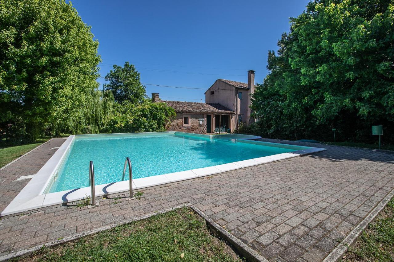 Borgo Del Nibbio Apartment Porto Levante Luaran gambar