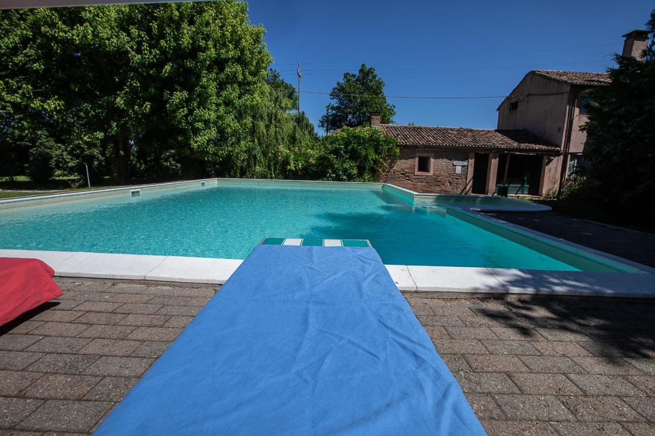 Borgo Del Nibbio Apartment Porto Levante Luaran gambar