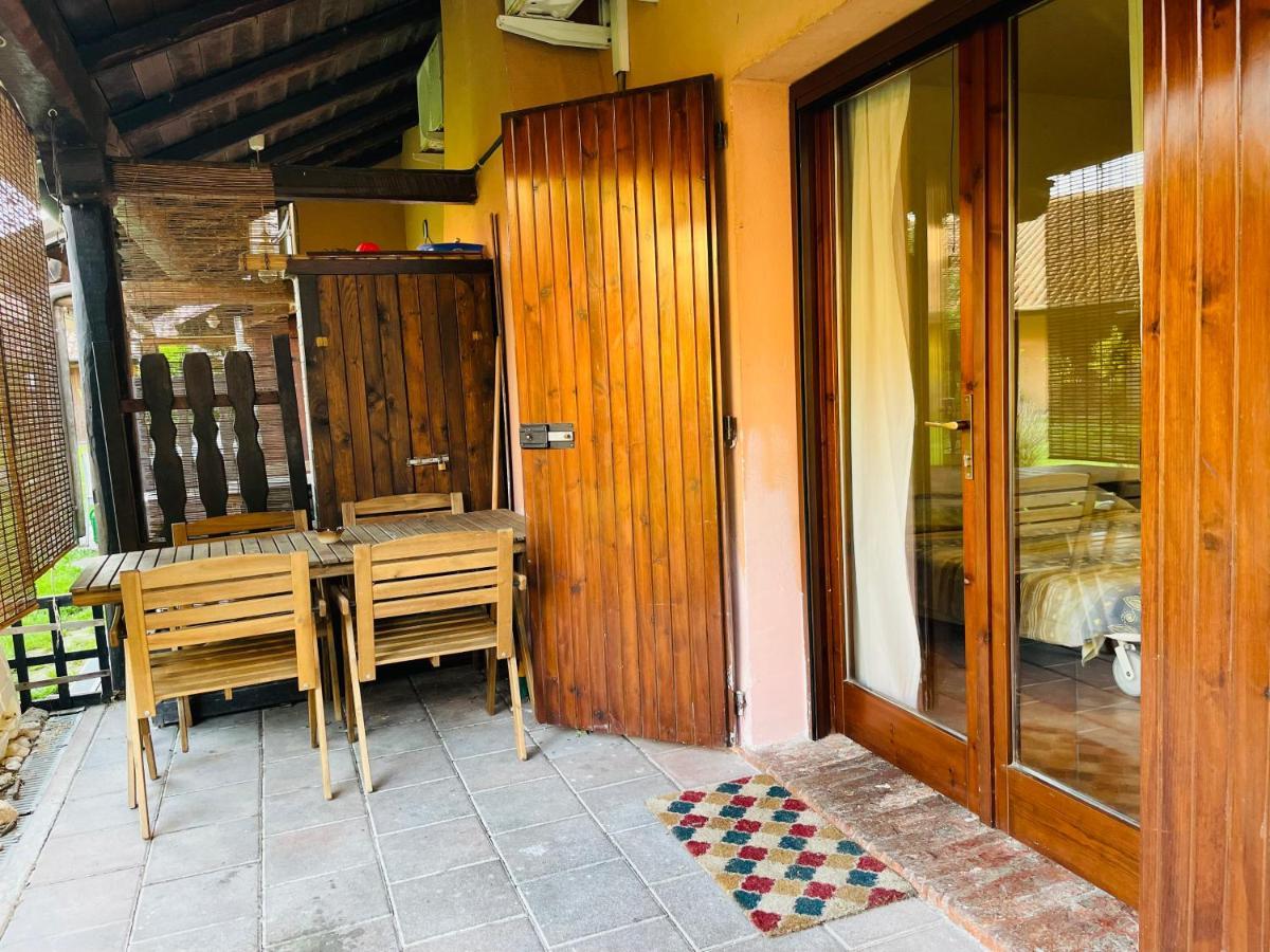 Borgo Del Nibbio Apartment Porto Levante Luaran gambar