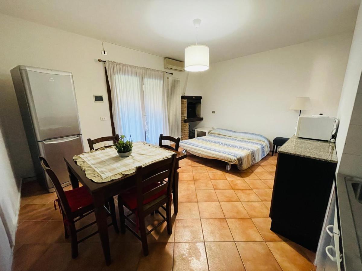 Borgo Del Nibbio Apartment Porto Levante Luaran gambar
