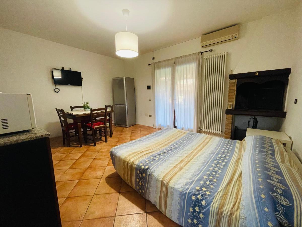 Borgo Del Nibbio Apartment Porto Levante Luaran gambar